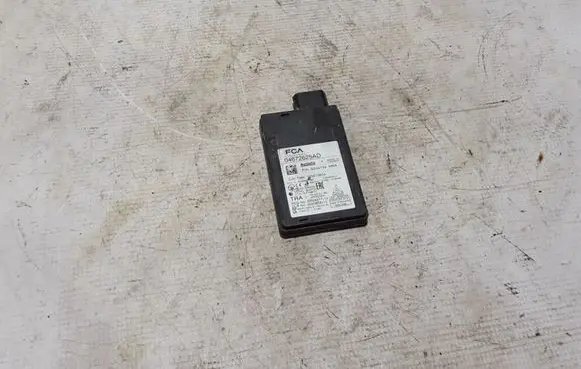 Chrysler Pacifica Distronic sensor radar 04672625AD