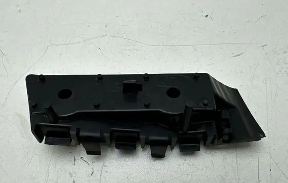 Ford Mustang VI Front bumper mounting bracket FR3B17D959