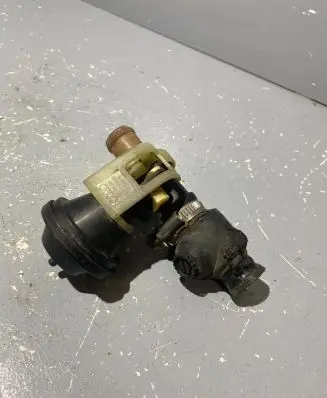 Audi A6 S6 C4 4A Coolant heater control valve 4A0819809