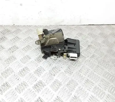 BMW 5 E39 Rear door lock