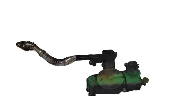 Audi A4 S4 B8 8K Oil breather separator 06H103226A