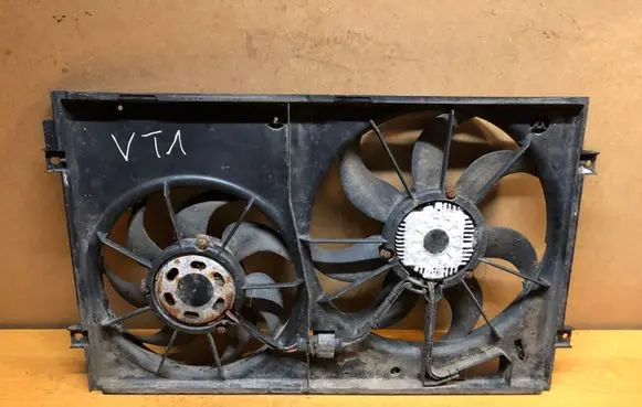 Volkswagen Touran I Fan set 1K0121207J