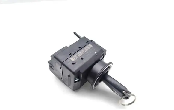Mercedes-Benz E W211 Ignition lock 2115451408 33002209