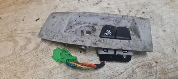 Volvo V70 ESP (stability program) switch 8691530