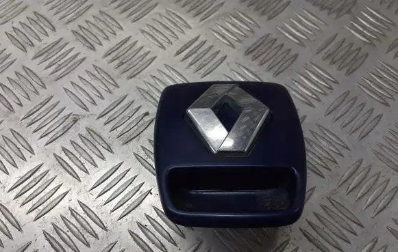 Renault Laguna II Tailgate opening switch 8200000901
