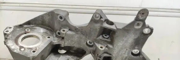 Volkswagen Golf VI Engine mounting bracket 03L903143Q
