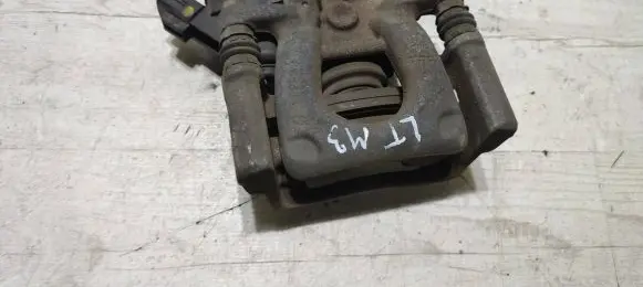 Mazda 3 III Rear brake caliper 6W11