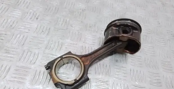 Volvo S80 Piston with connecting rod