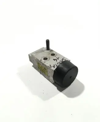 Hyundai Santa Fe Air conditioning (A/C) expansion valve F108CK8AD02 52389490