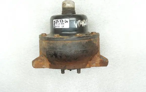 Nissan Navara D40 Engine mount bracket 112205X20C 11220-5X20C