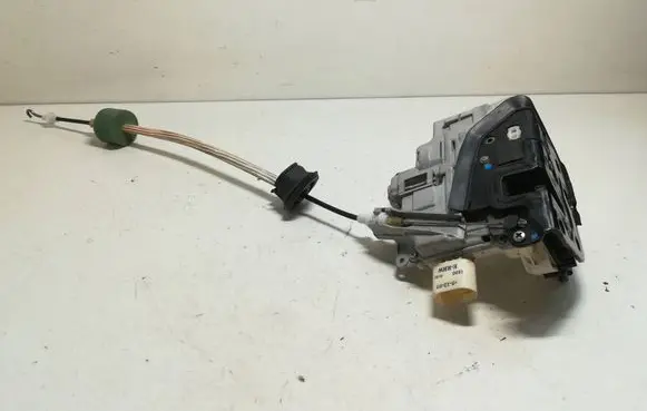 Audi A6 S6 C6 4F Front door lock 4F1837016