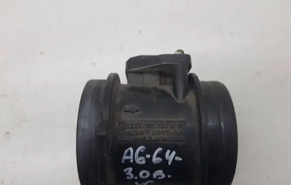 Audi A6 S6 C5 4B Mass air flow meter 06C133471A