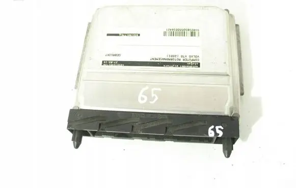 Volvo S70 V70 V70 XC Engine control unit/module 0281001776 09496667A