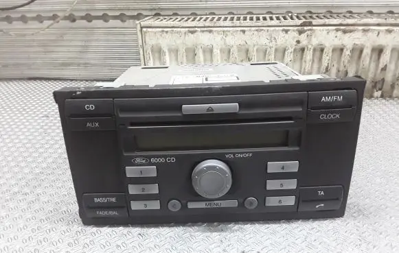 Ford Focus C-MAX Radio/CD/DVD/GPS head unit 6S6118C815AG