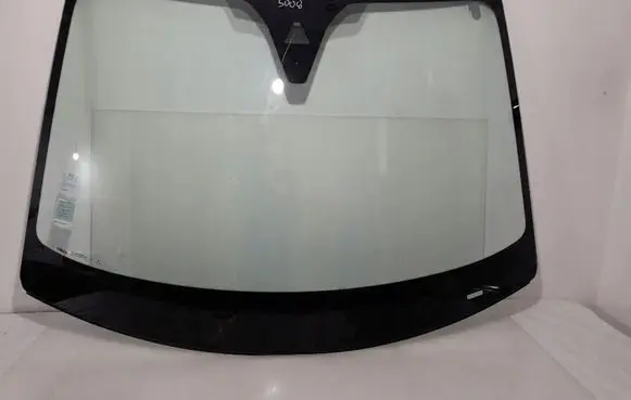 Peugeot 3008 II Front windscreen/windshield window AUTOCZCIRADEKSZYBA