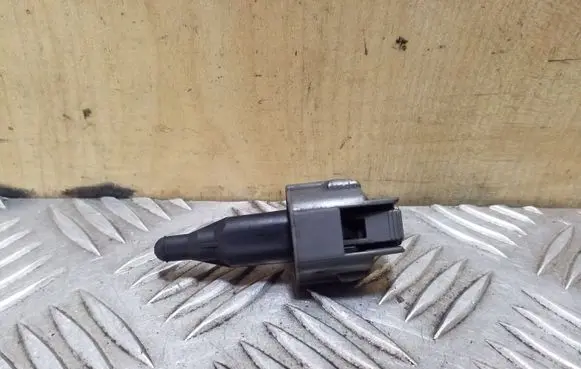 Toyota Yaris Outside/exterior temperature sensor 