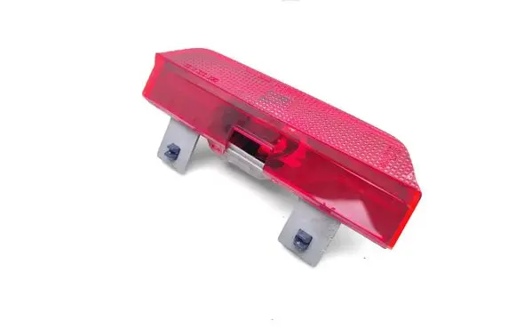 Toyota RAV 4 (XA20) Rear bumper light 