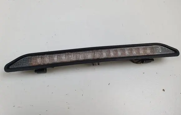 Opel Zafira A Third/center stoplight 90582025