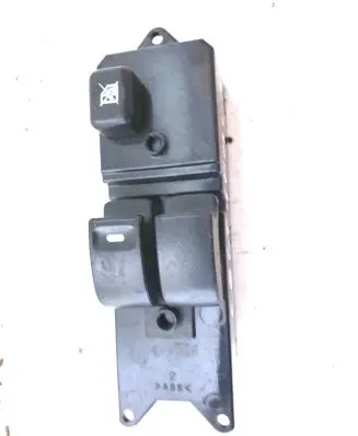 Mitsubishi Colt Electric window control switch 8608A179