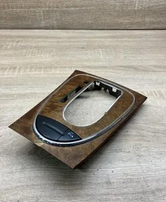 Mercedes-Benz E W211 Gear shifter surround trim plastic 2118206510