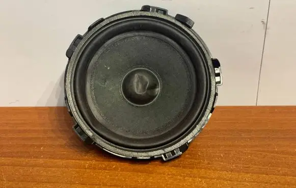 Mercedes-Benz E W213 Panel speaker A2058201002