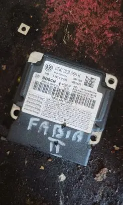 Skoda Fabia Mk2 (5J) Airbag control unit/module 6R0959655K 0285010793