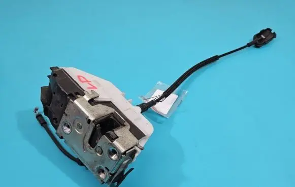 Renault Laguna II Front door lock IMPRK1434561