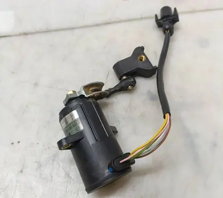 Volkswagen Golf III Accelerator pedal position sensor 1H1721568B 0205001034 665105294