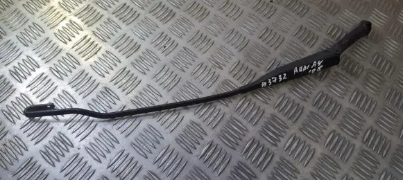 Audi A4 S4 B5 8D Front wiper blade arm 8d1955408a