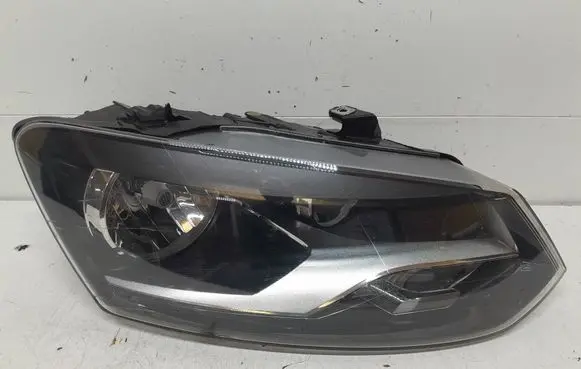 Volkswagen Polo V 6R Headlight/headlamp 6R1941008F