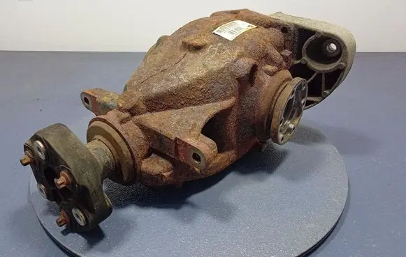 BMW X3 E83 Rear differential 7556674