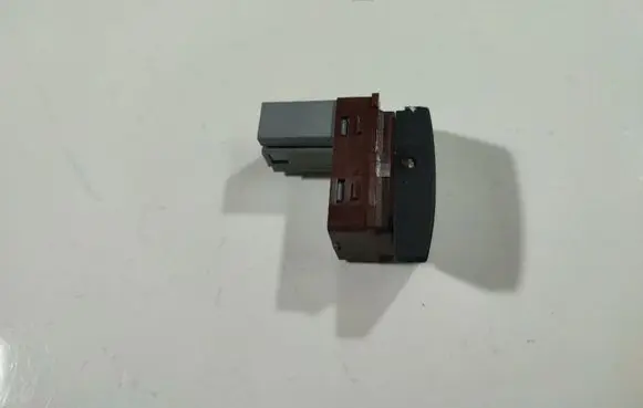 Skoda Superb B6 (3T) Central locking switch button 