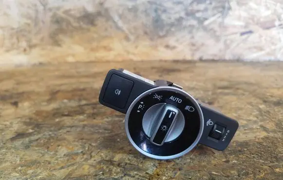 Mercedes-Benz ML W166 Light switch A2049053503 10091544