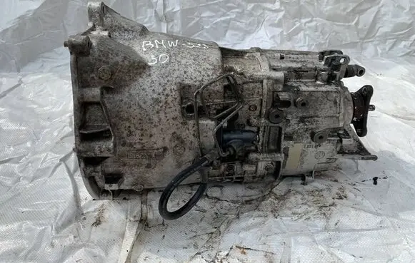 BMW 5 E34 Manual 5 speed gearbox 1221899 012226