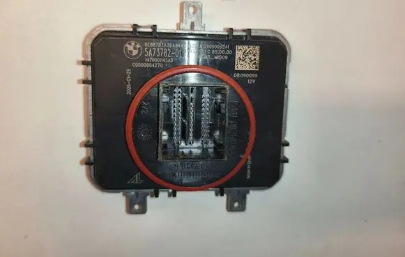 BMW 5 G60 G61 LED ballast control module 5A73782