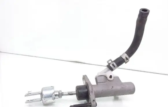 Clutch master cylinder