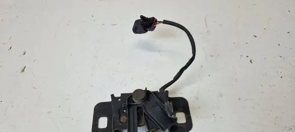 Saab 9-4X Engine bonnet/hood lock/latch loop/hook 20951350