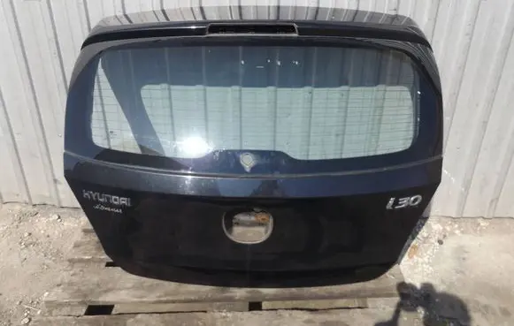 Hyundai i30 Truck tailgate