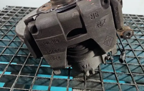 Renault Scenic III - Grand scenic III Front brake caliper IMPRK1390565