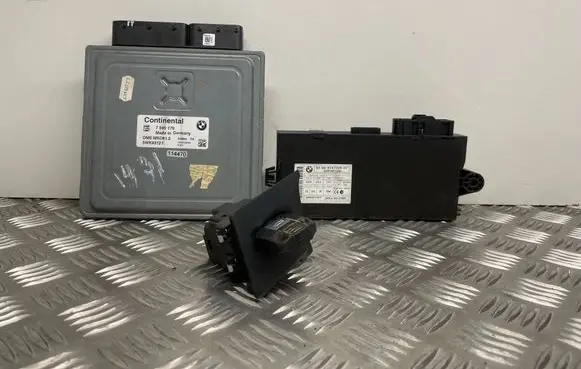 BMW 3 E90 E91 Engine ECU kit and lock set 7595179 9147226 6954720