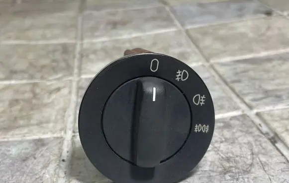 BMW 5 E39 Light switch 549392022