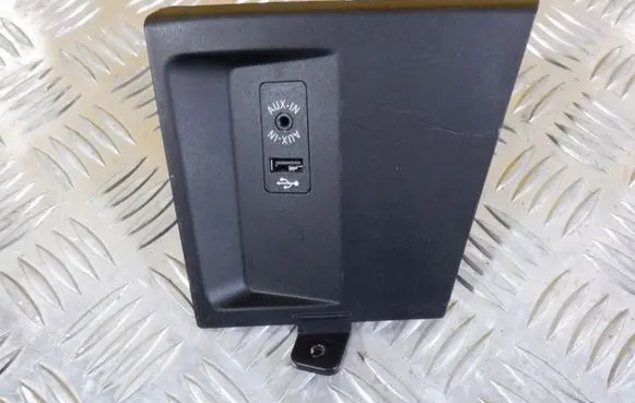 BMW X1 F48 F49 AUX in-socket connector 9266607