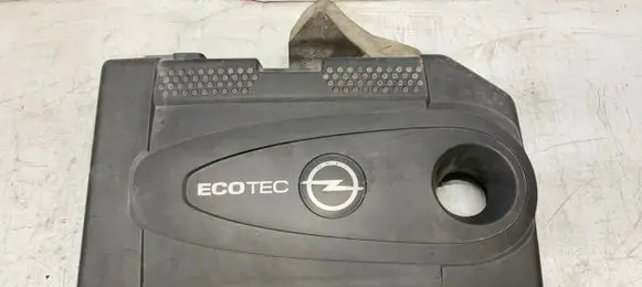 Opel Zafira C Engine cover (trim)