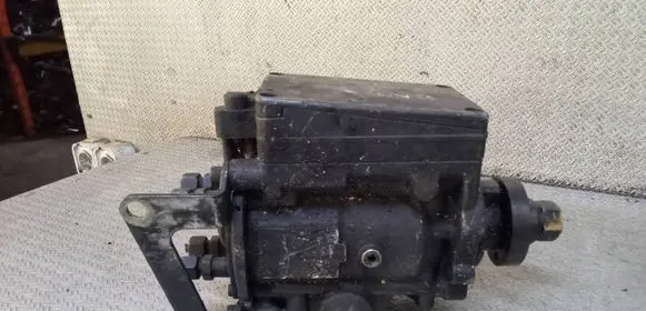 Opel Vectra B Fuel injection high pressure pump 0470504002 0281001257