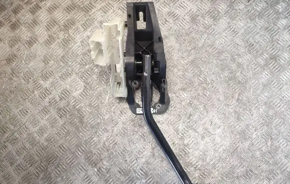 BMW X5 G05 Brake pedal 6874279
