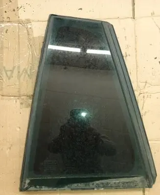 Renault Laguna III Rear vent window glass 