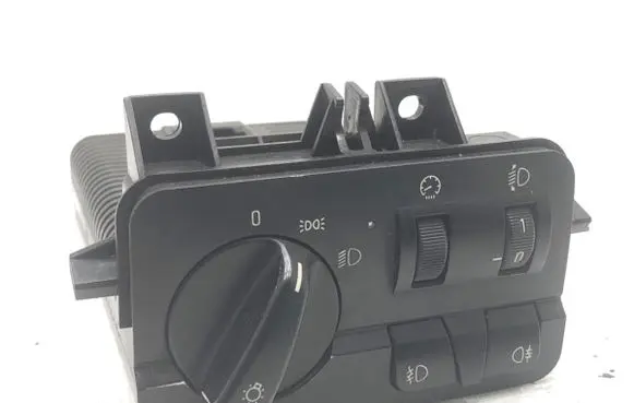 Other switches/knobs/shifts