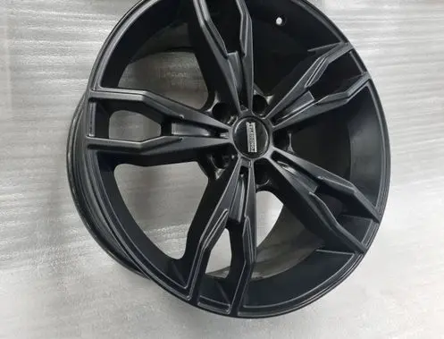 R20 alloy rim