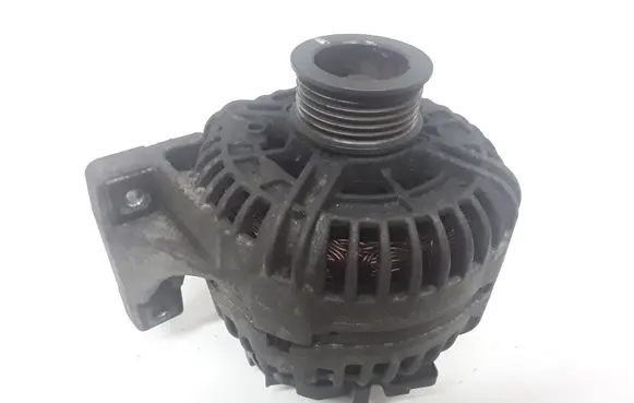 Volvo XC90 Generator/alternator 8637849