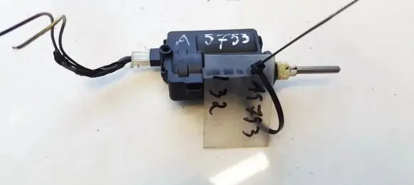 Opel Vectra C Central locking motor 24438209 605472